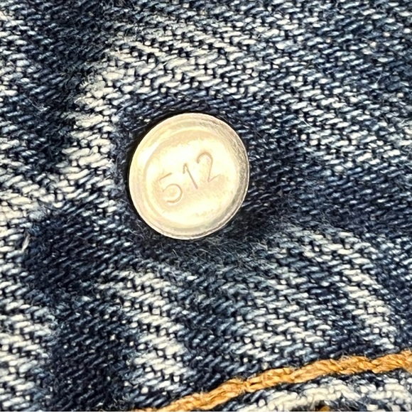 Vtg Levi’s 505 Classic Jeans Sz 8P Light Wash Everyday Essential Y2K Streetwear - Picture 8 of 11